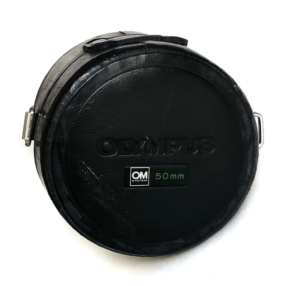 Olympus OM-SYSTEM F. Zuiko Auto-S 1:1.8 50mm Camera Lens Mount SN 595571 Japan